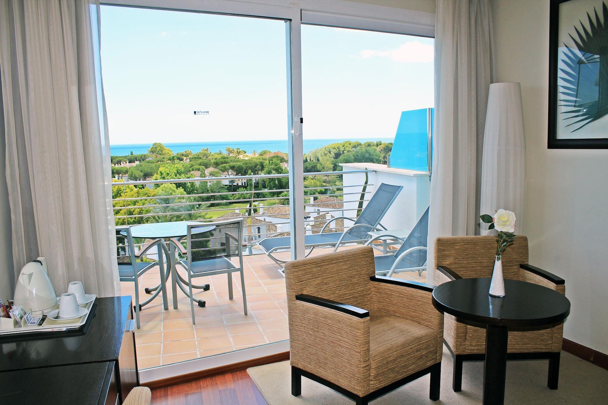 Senator Banus (Adults Only) Otel Estepona Dış mekan fotoğraf A room at the hotel