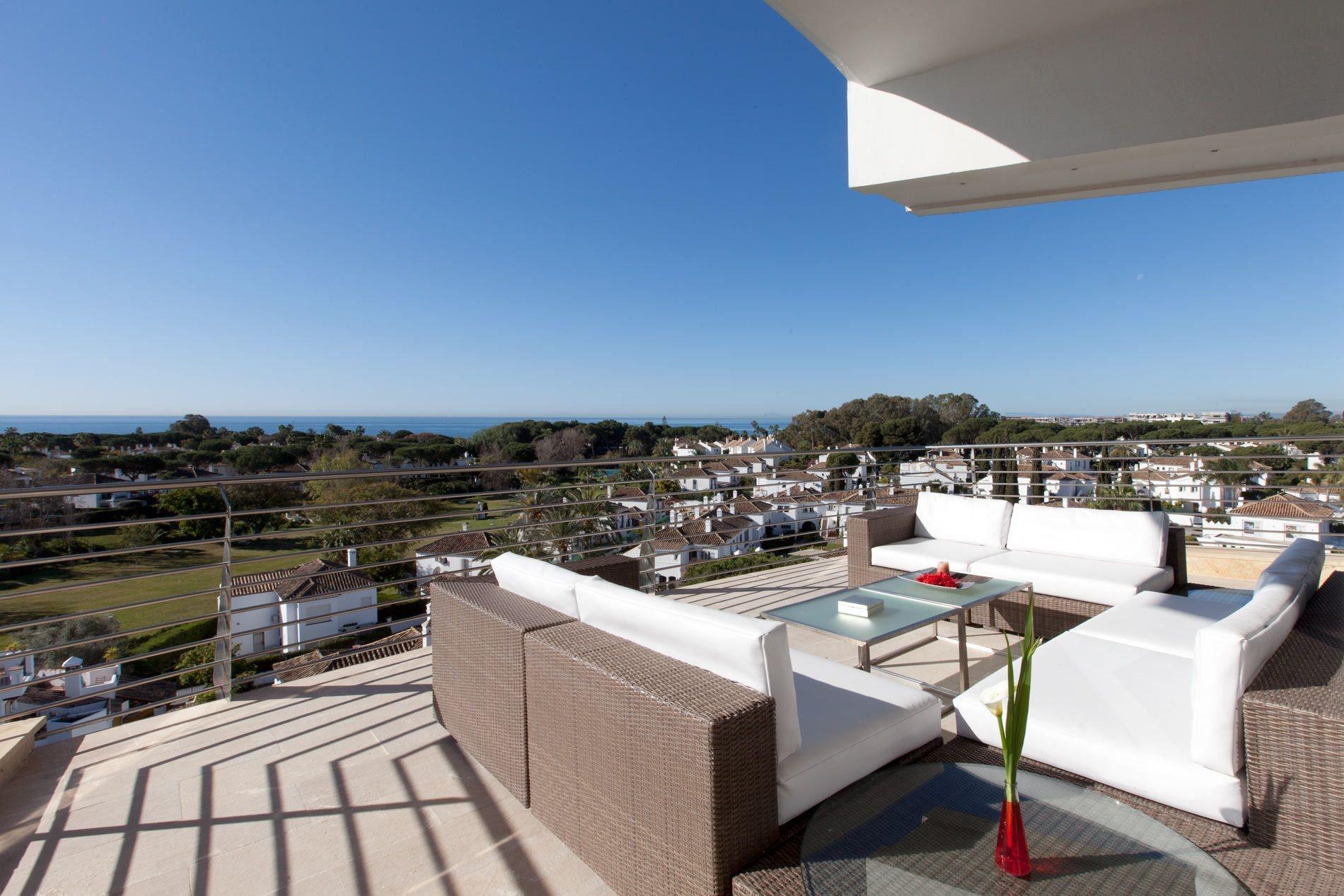 Senator Banus (Adults Only) Otel Estepona Dış mekan fotoğraf View of the town