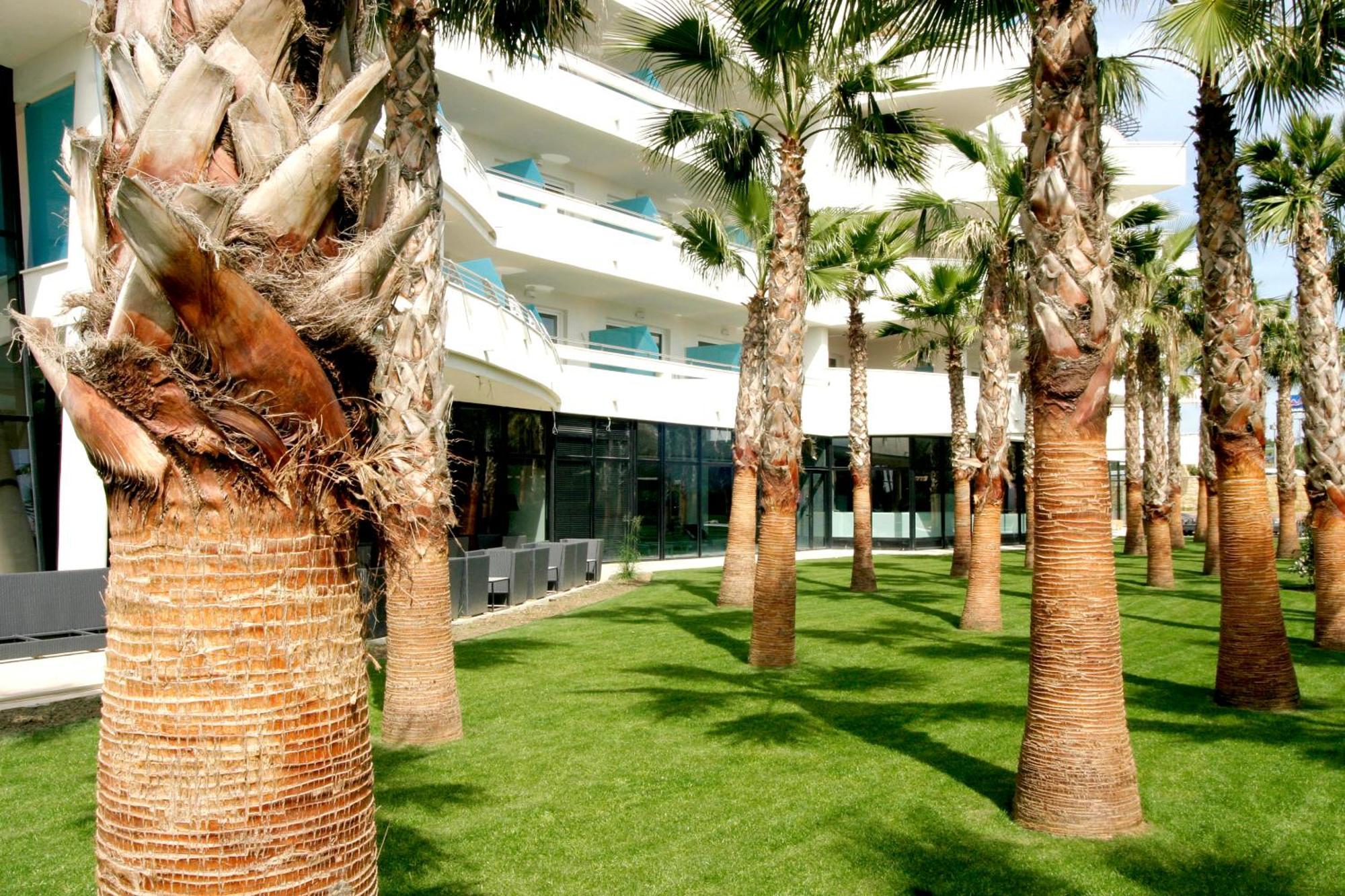 Senator Banus (Adults Only) Otel Estepona Dış mekan fotoğraf The hotel's grounds
